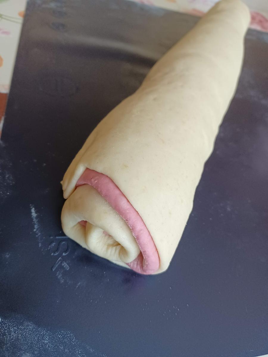 Rosa Strudel Brot - Rezept - Bild Nr. 15726