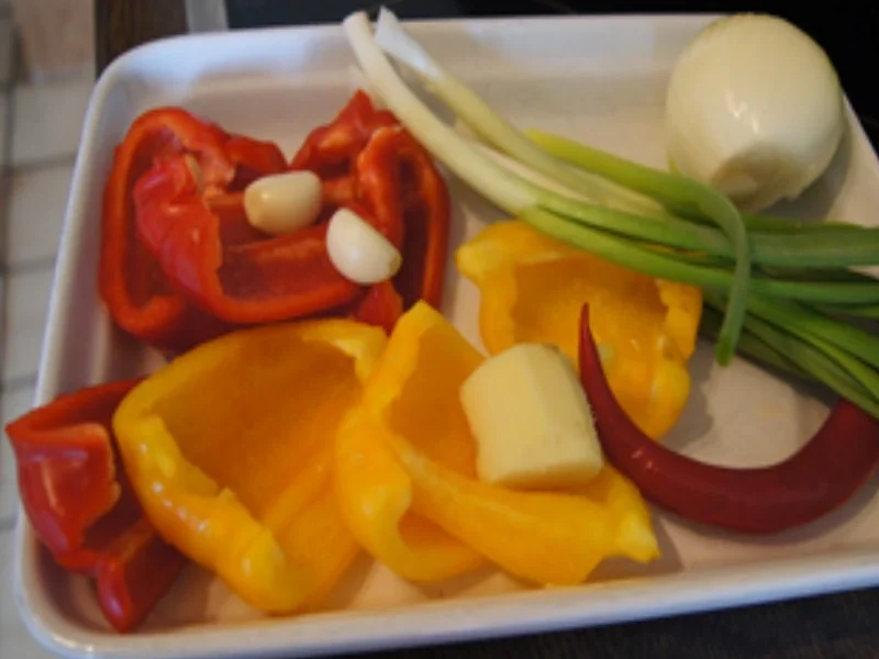 Minutensteakstreifen mit Gemüsemix, Champignons und Basmatireis - Rezept - Bild Nr. 15741