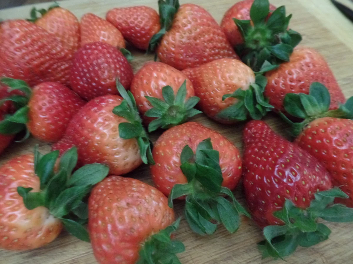 Spargel-Erdbeer-Salat mit Hüftsteak - Rezept - Bild Nr. 15721