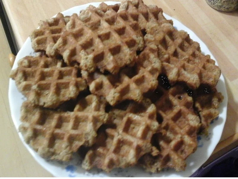 Rezept: Feine Butter-Zimt-Waffeln Bild Nr. 2 Feine Butter-Zimt-Waffeln - Rezept - Bild Nr. 2