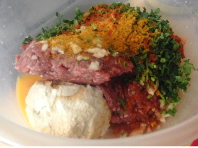 Biryani mit Gemüsemix, Hähnchenfleisch und Rindermettbällchen - Rezept - Bild Nr. 5