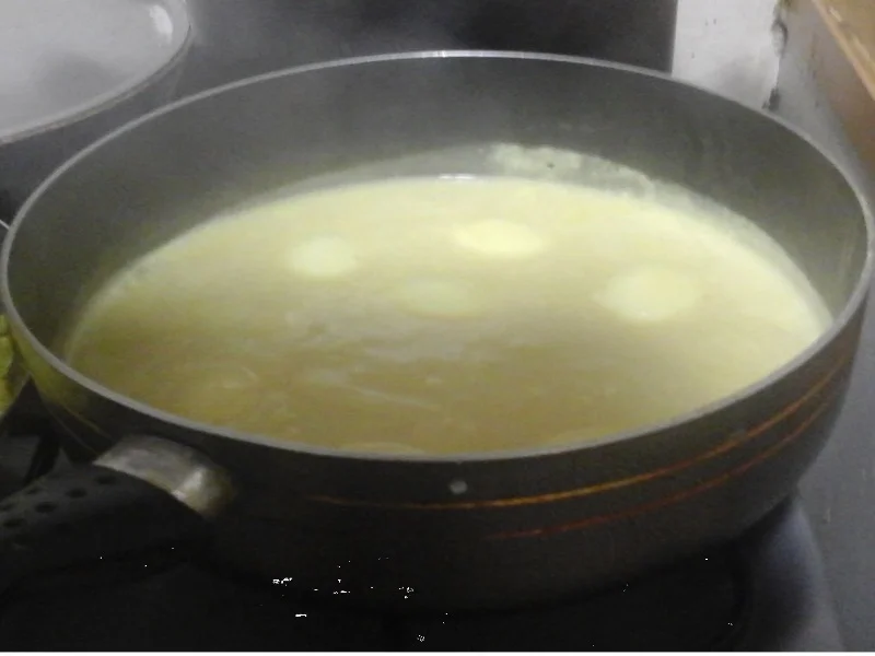 Rezept: Eier in Sahne-Senf-Sauce mit Schmorgurke, Buttermais und Drillingen Bild Nr. 7 Eier in Sahne-Senf-Sauce mit Schmorgurke, Buttermais und Drillingen - Rezept - Bild Nr. 7