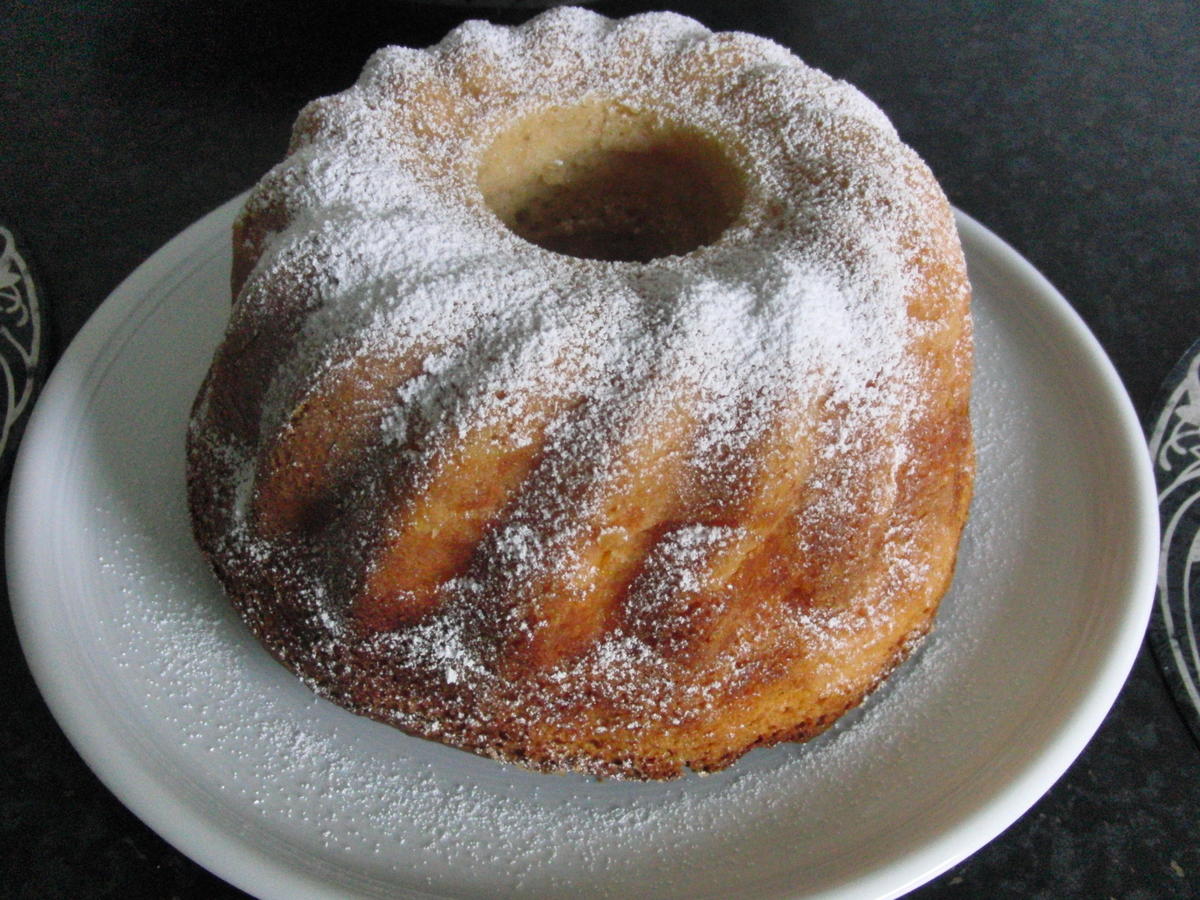 Mandarinenkuchen Ein lockerer, saftiger Kuchen mit Öl und Limonade ...