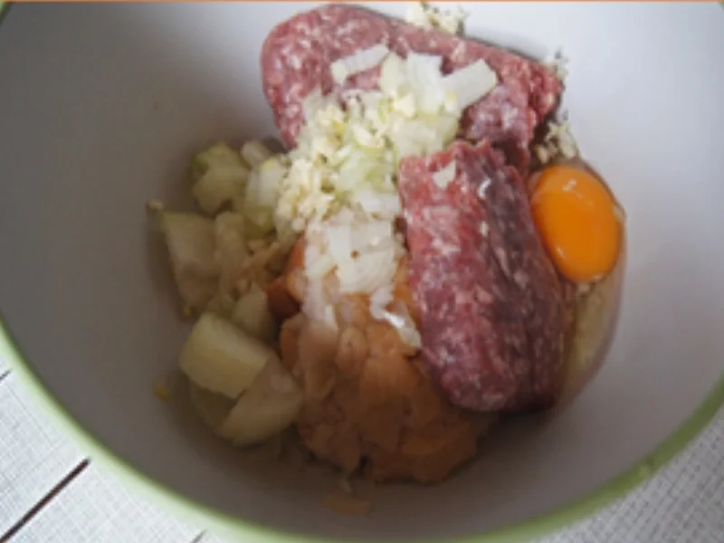 Buletten mit würzigem Spinat und Kümmel-Kartoffeln - Rezept - Bild Nr. 4