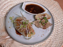 Asiatische Krautwickel mit vegetarischen Gyozas und Szechuan-Sauce - Rezept - Bild Nr. 15720