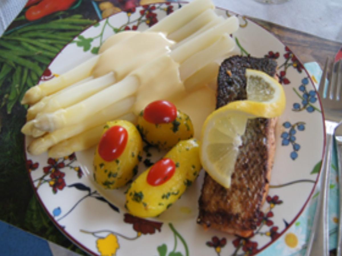 Lachsfilet mit Spargel und Petersilien-Kartoffeln - Rezept - Bild Nr. 2