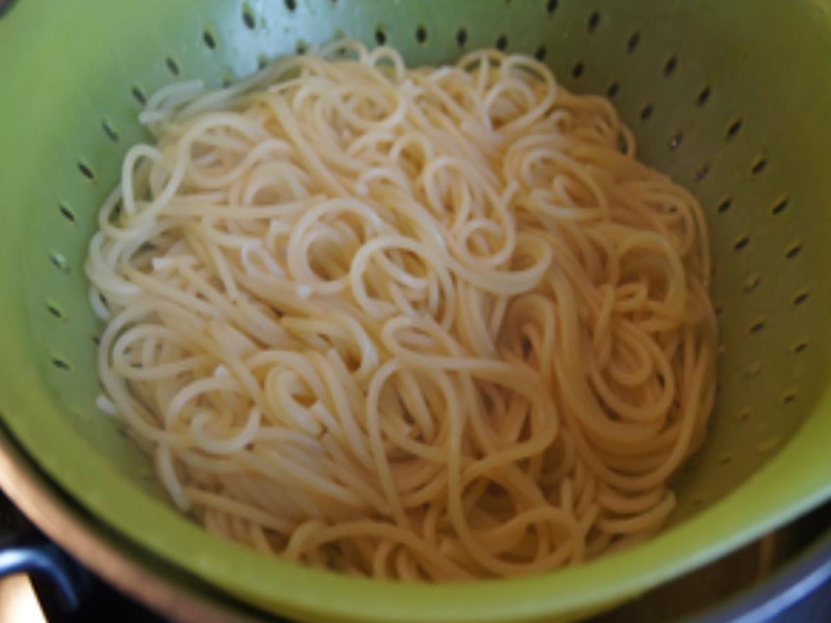 Spaghetti mit Steinpilz Pesto - Rezept - Bild Nr. 5