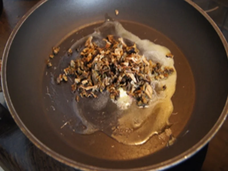 Rezept: Spaghetti mit Steinpilz Pesto Bild Nr. 7 Spaghetti mit Steinpilz Pesto - Rezept - Bild Nr. 7