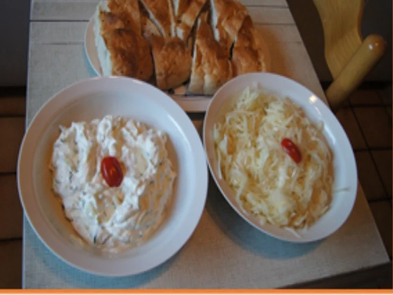 Rezept: Spare Ribs mit Zaziki und Krautsalat Bild Nr. 15725 Spare Ribs mit Zaziki und Krautsalat - Rezept - Bild Nr. 15725