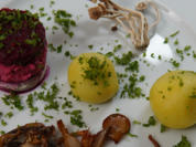 Kartoffelklöße mit Pilzfüllung und Feta-Beete - Rezept - Bild Nr. 2