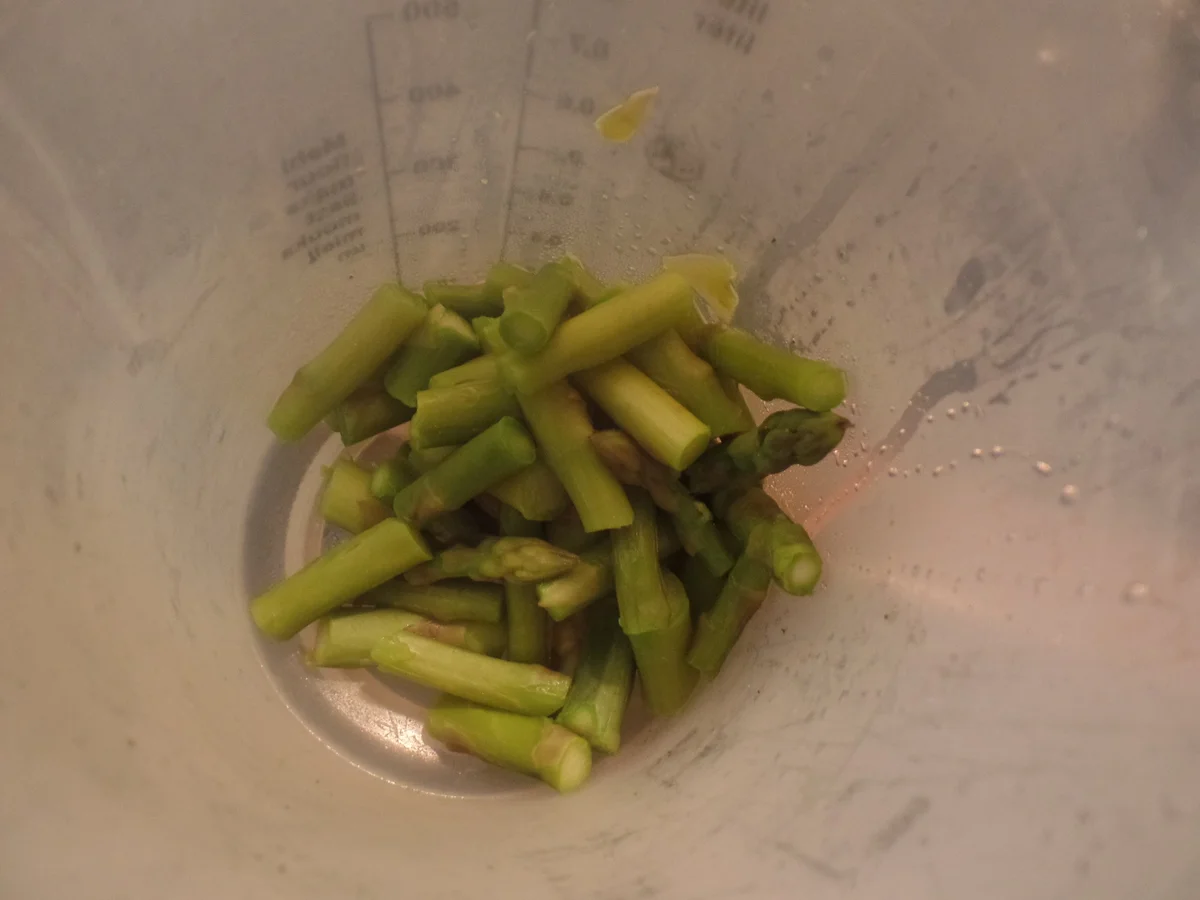 Spargel-Risotto mit Spargel-Bärlauch-Pesto - Rezept - Bild Nr. 15726