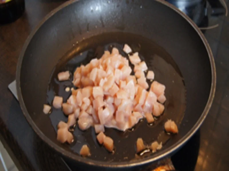 Rezept: Gefüllte Kohlrabis mit Hähnchenfleisch und Gemüse Bild Nr. 15755 Gefüllte Kohlrabis mit Hähnchenfleisch und Gemüse - Rezept - Bild Nr. 15755