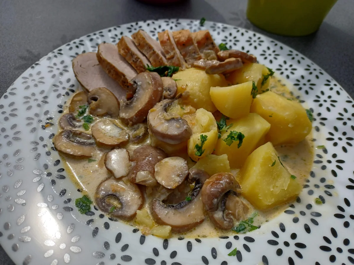 Schweinefilet mit Spargel und Pilzen - Rezept - Bild Nr. 15746