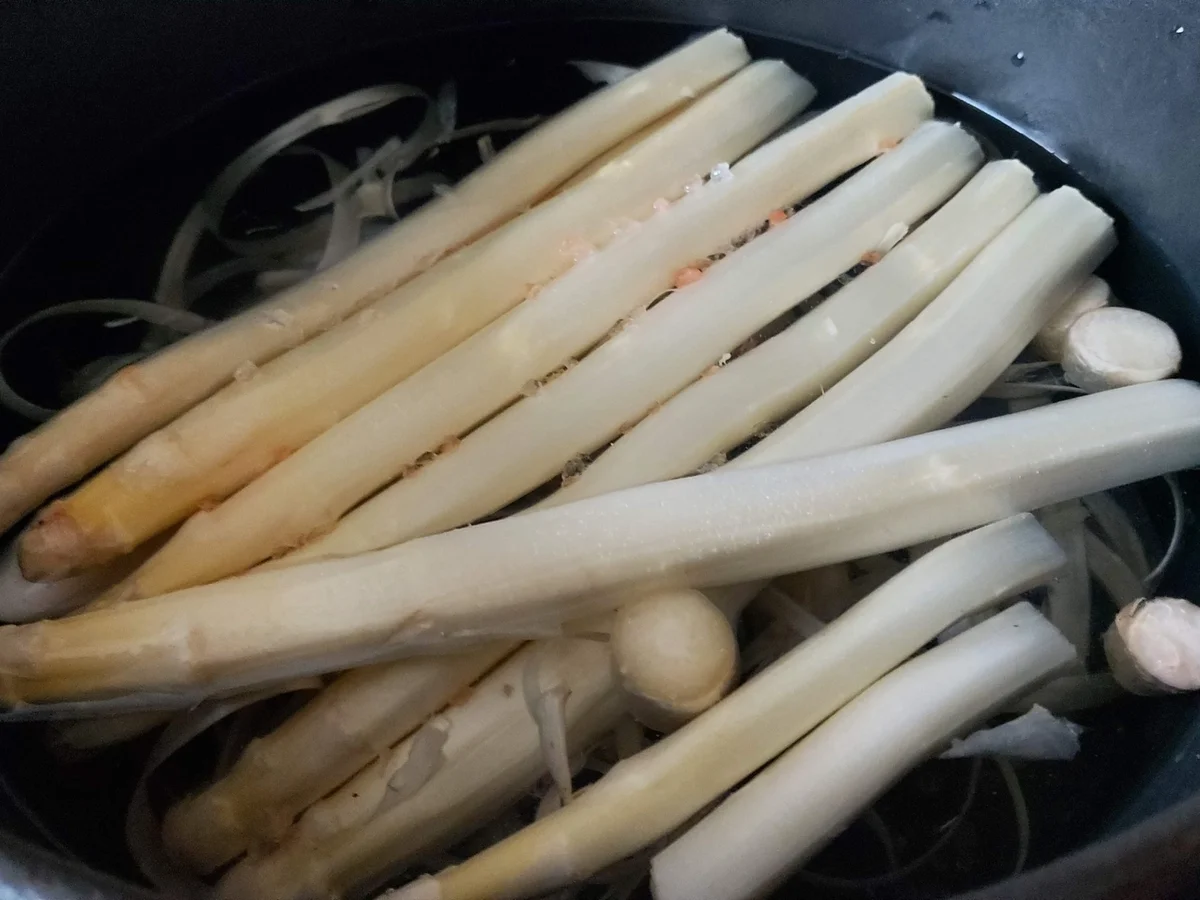 Quetschkartoffeln mit Spargel & Grie Soß - Rezept - Bild Nr. 15765