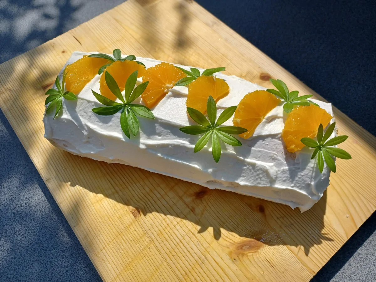 Biskuitrolle mit Orangen - Rezept - Bild Nr. 2