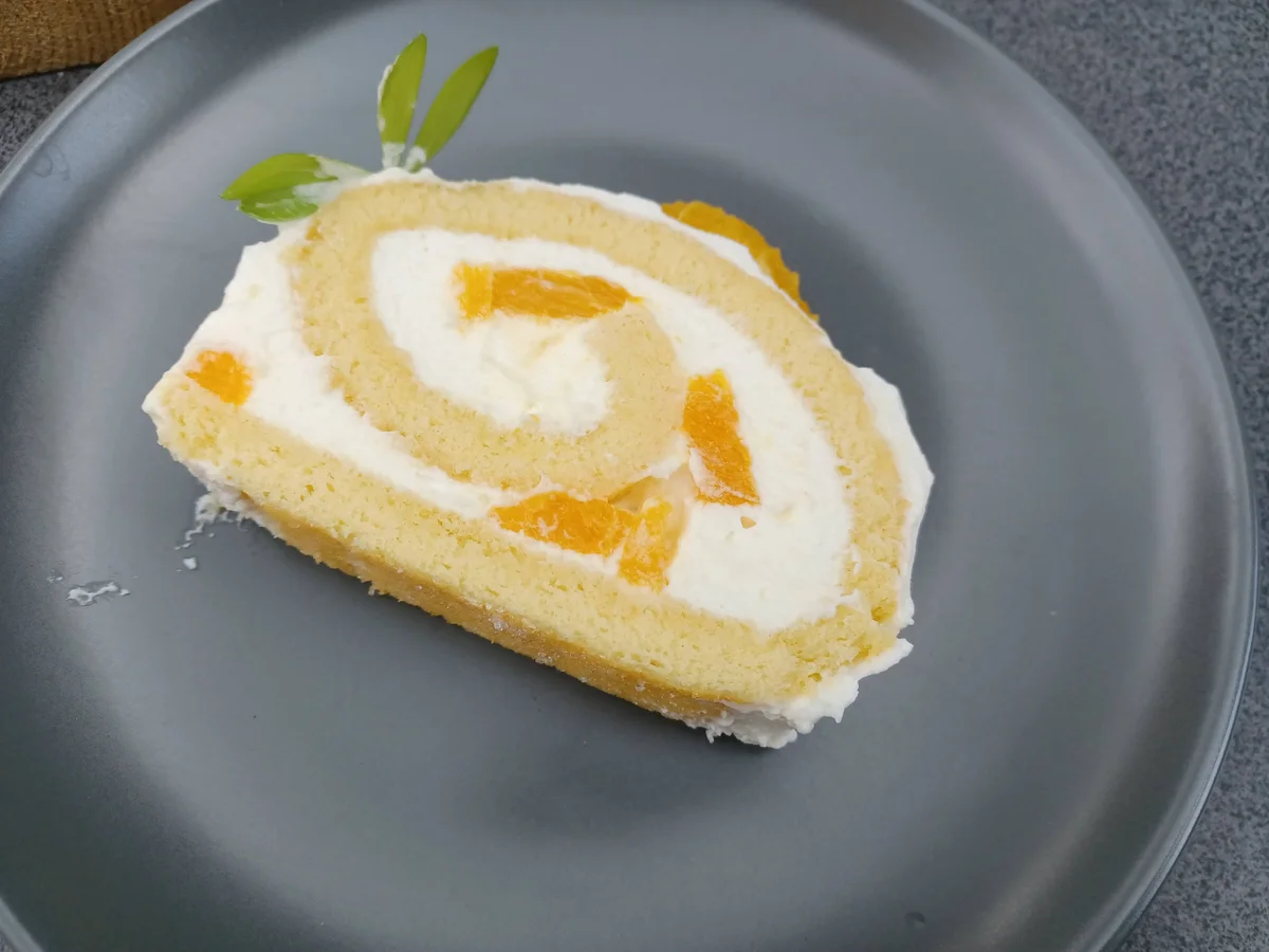 Biskuitrolle mit Orangen - Rezept - Bild Nr. 15747