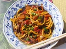 Asia-Nudeln mit Putenfleisch und Gemüse süßsauer - Rezept - Bild Nr. 2