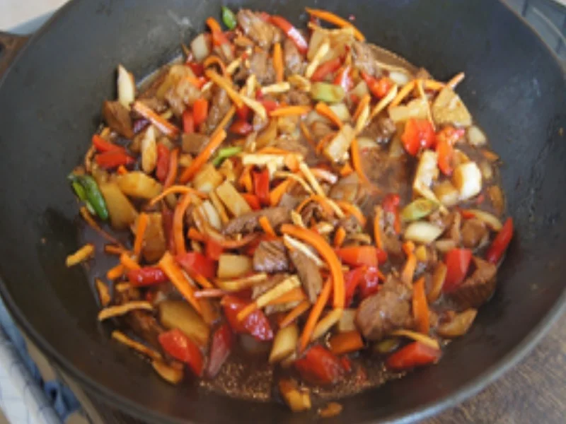 Asia-Nudeln mit Putenfleisch und Gemüse süßsauer - Rezept - Bild Nr. 15779