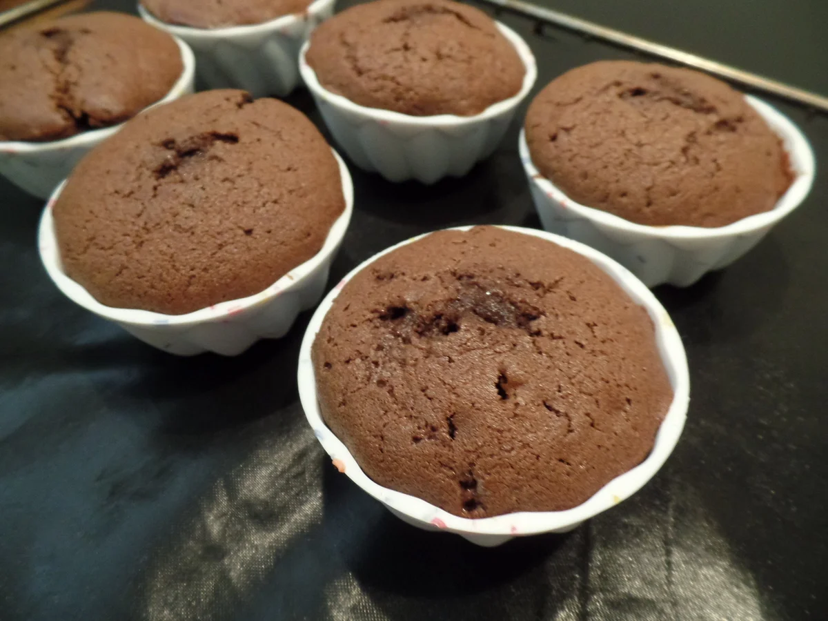 Rezept: Mini-Schoko-Gugelhupfe Bild Nr. 15770 Mini-Schoko-Gugelhupfe - Rezept - Bild Nr. 15770