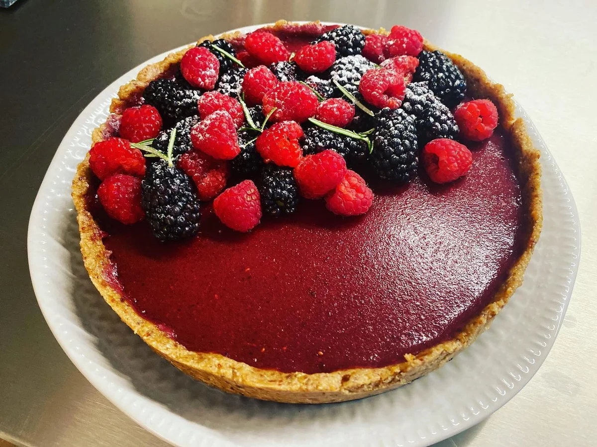 Beerentorte mit Rosmarin - Rezept - Bild Nr. 15759