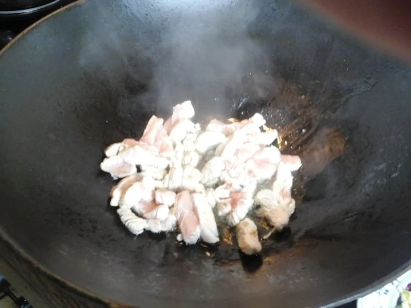 Rezept: Putenfleisch-Gemüse-Wok mit gelben Basmatireis Bild Nr. 9 Putenfleisch-Gemüse-Wok mit gelben Basmatireis - Rezept - Bild Nr. 9