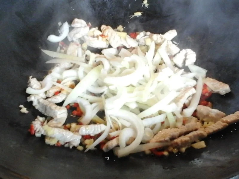 Rezept: Putenfleisch-Gemüse-Wok mit gelben Basmatireis Bild Nr. 11 Putenfleisch-Gemüse-Wok mit gelben Basmatireis - Rezept - Bild Nr. 11