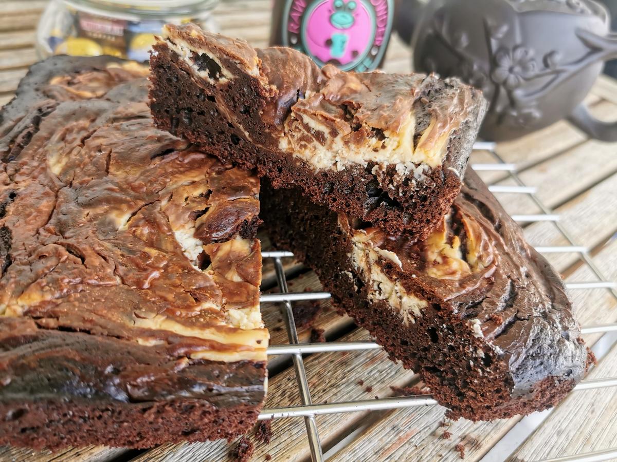 BiNe` S CHEESECAKE BROWNIES - Rezept - Bild Nr. 15763