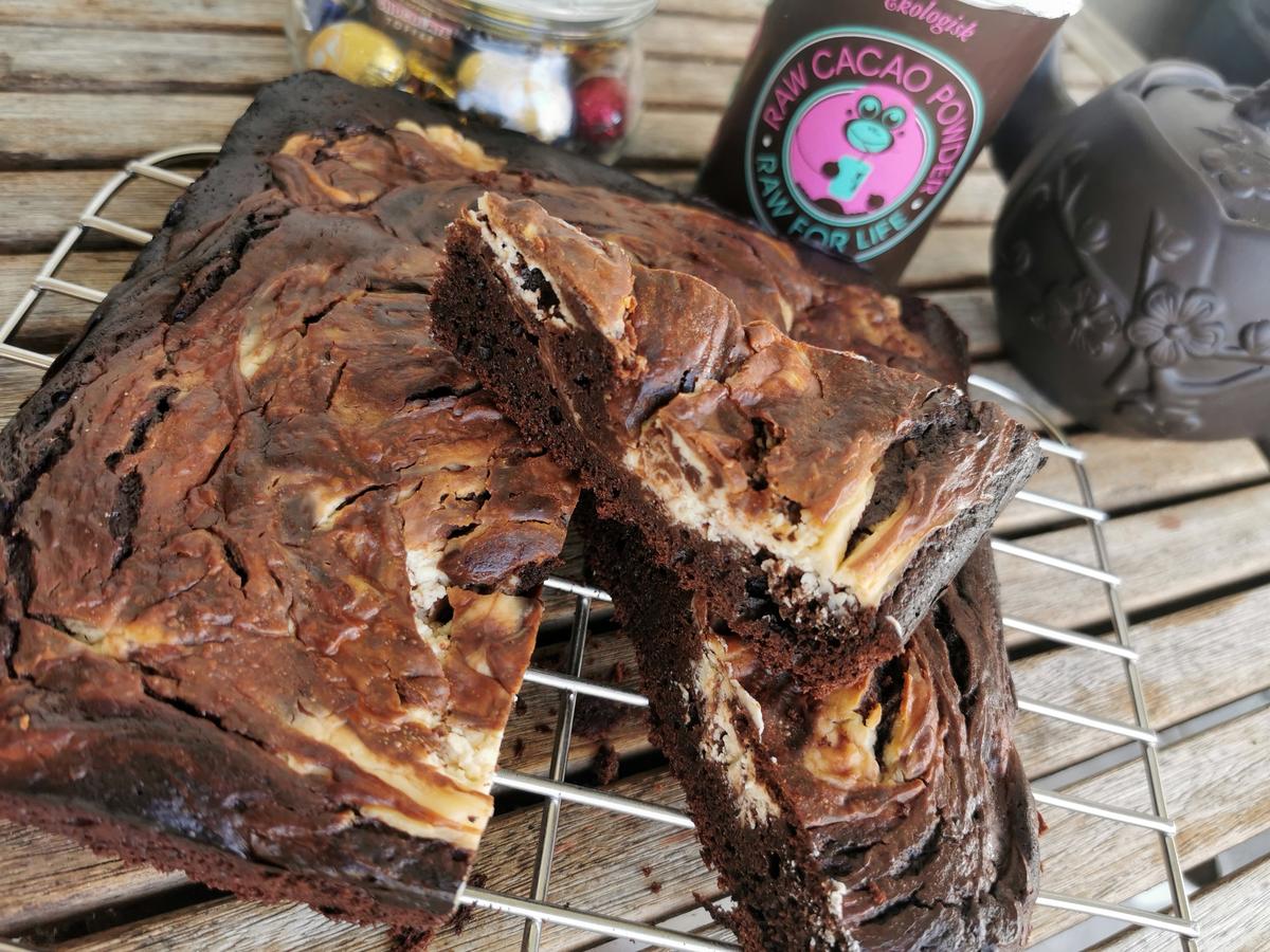 BiNe` S CHEESECAKE BROWNIES - Rezept - Bild Nr. 15764