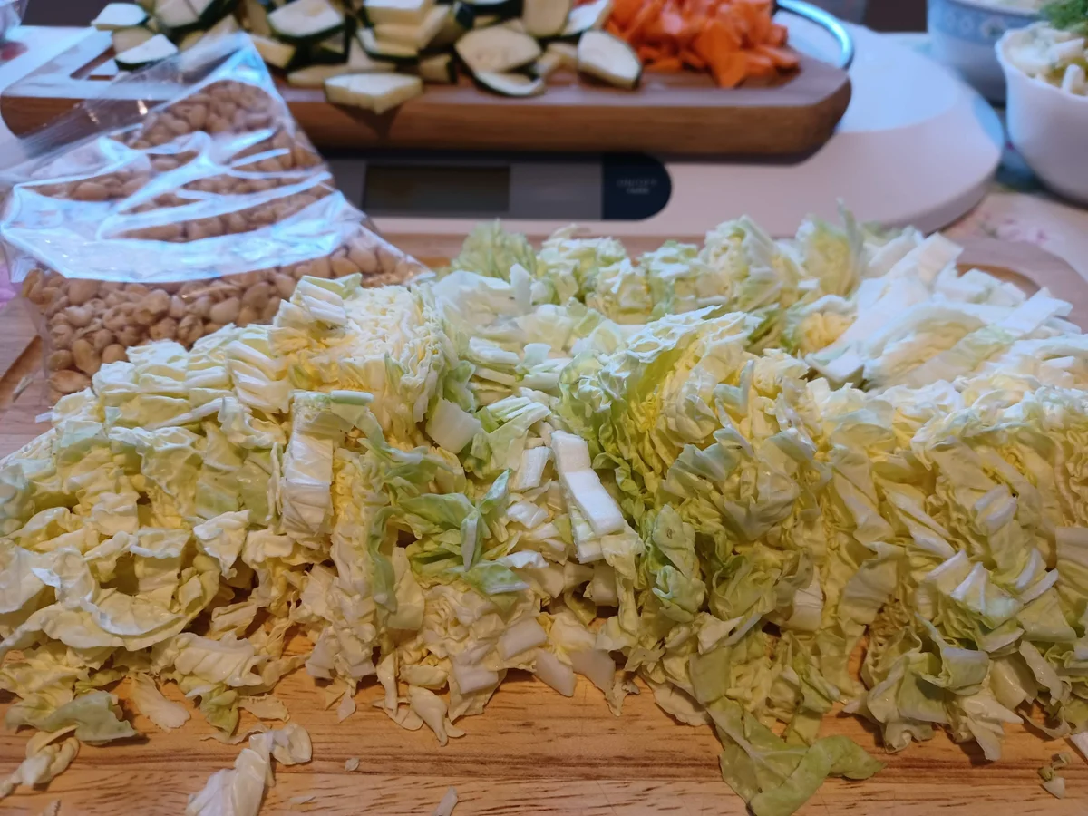 Rezept: Minestrone - kulinarische Weltreise 05/2022 Bild Nr. 15769 Minestrone - kulinarische Weltreise 05/2022 - Rezept - Bild Nr. 15769