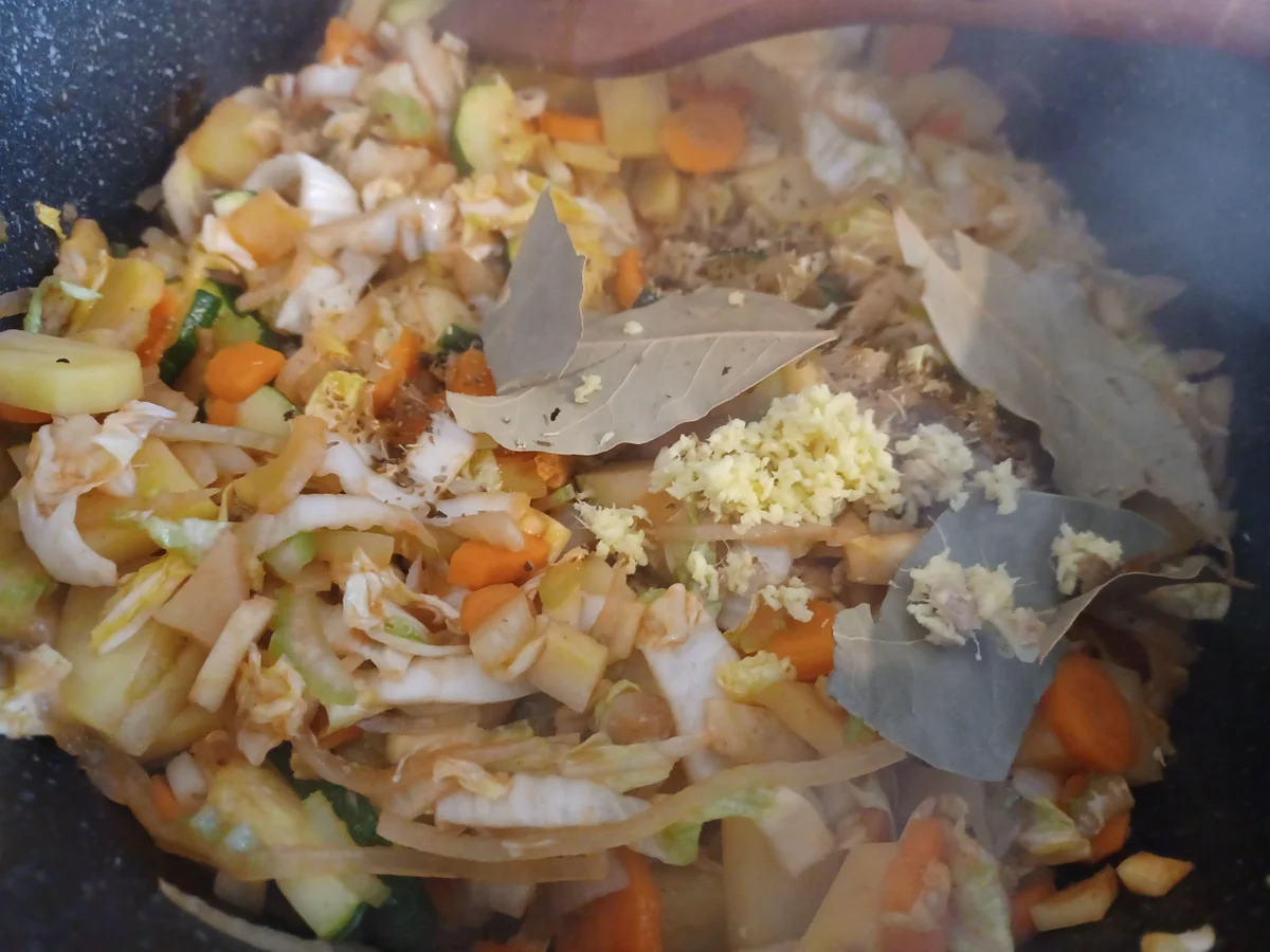 Rezept: Minestrone - kulinarische Weltreise 05/2022 Bild Nr. 15773 Minestrone - kulinarische Weltreise 05/2022 - Rezept - Bild Nr. 15773