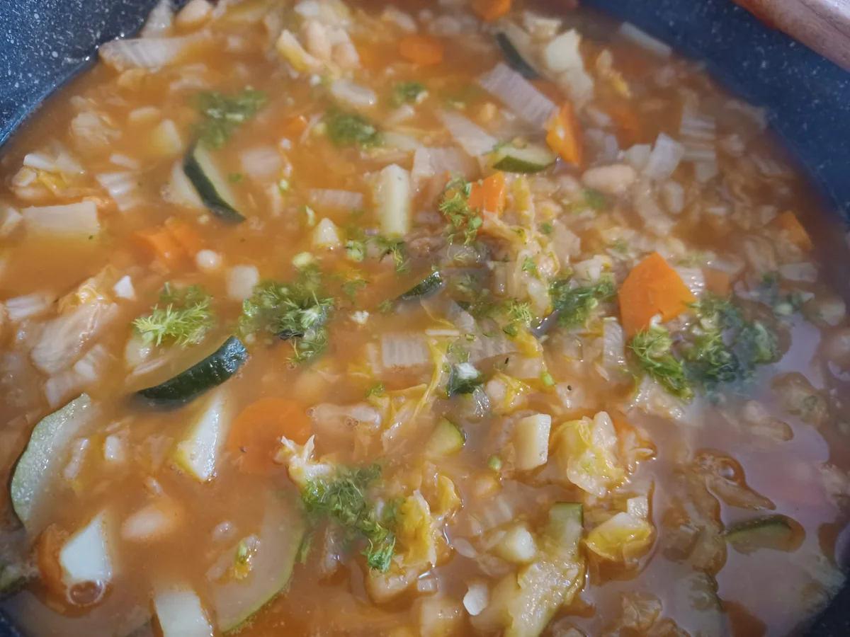 Rezept: Minestrone - kulinarische Weltreise 05/2022 Bild Nr. 15776 Minestrone - kulinarische Weltreise 05/2022 - Rezept - Bild Nr. 15776