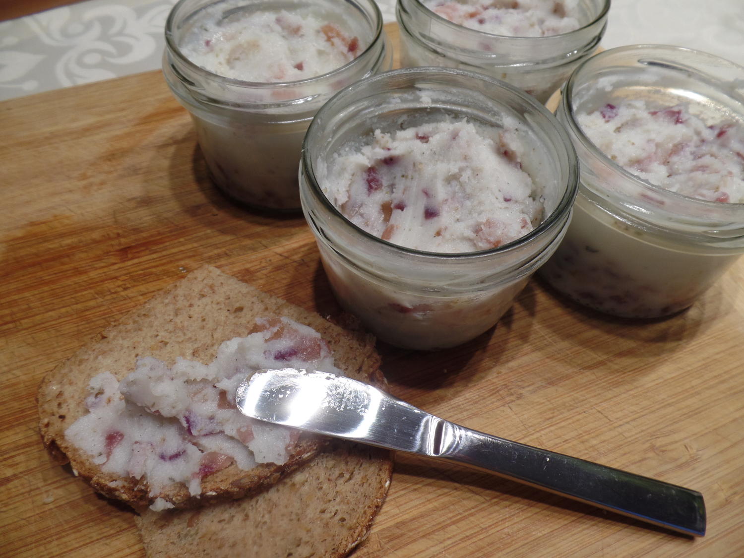 Veganes Zwiebel-Apfel-Schmalz - Rezept mit Bild - kochbar.de