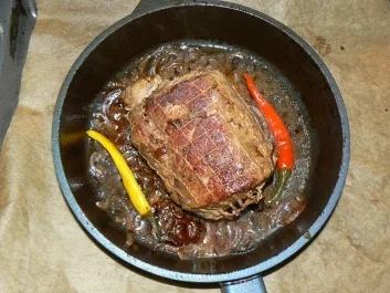 Rezept: Rinderrollbraten in pikanter Sauce Rinderrollbraten in pikanter Sauce - Rezept