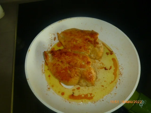 Hähnchensalat mit Burrata und Pesto - Rezept - Bild Nr. 15776