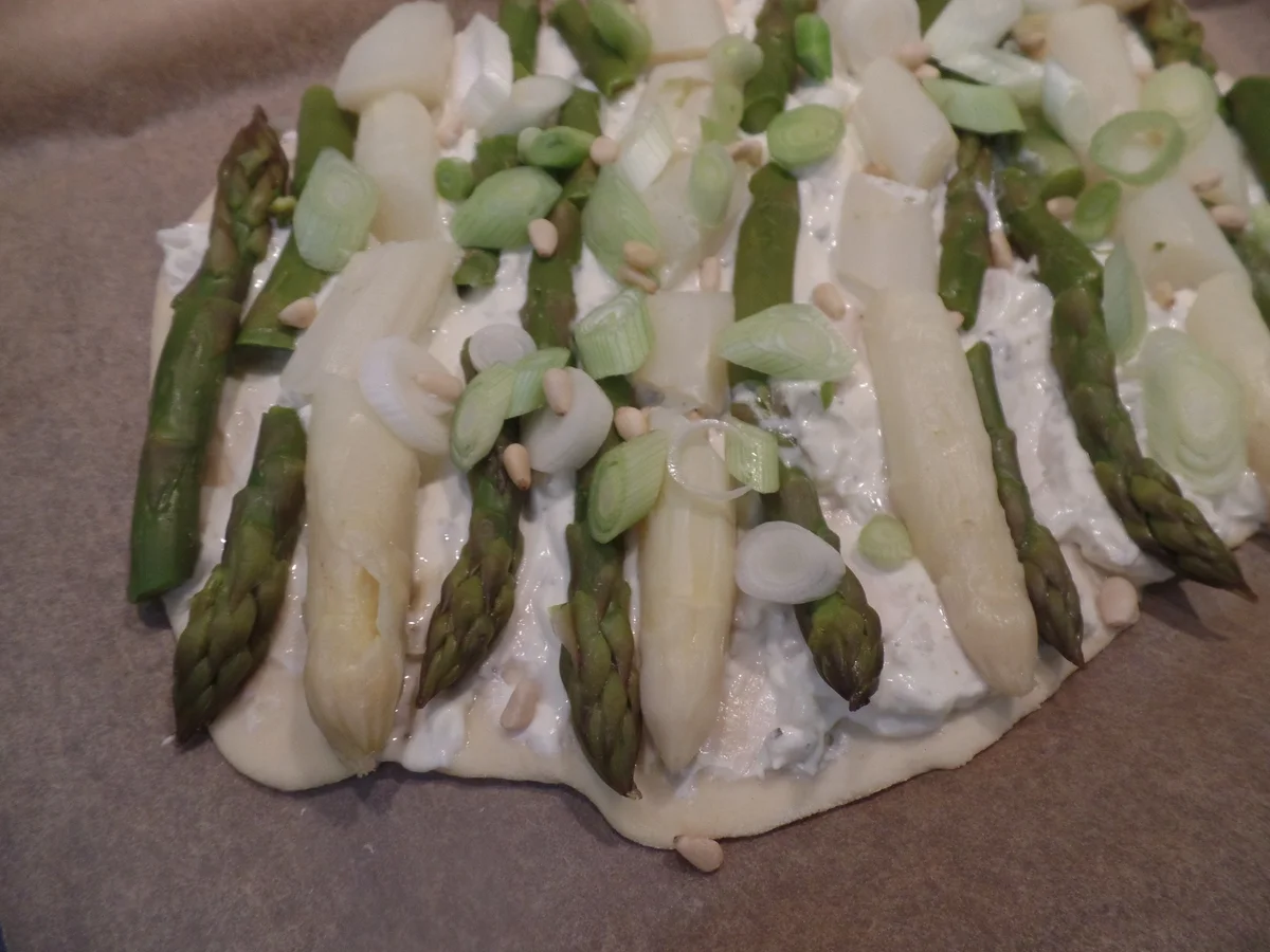 Spargel-Flammkuchen - Rezept - Bild Nr. 15787