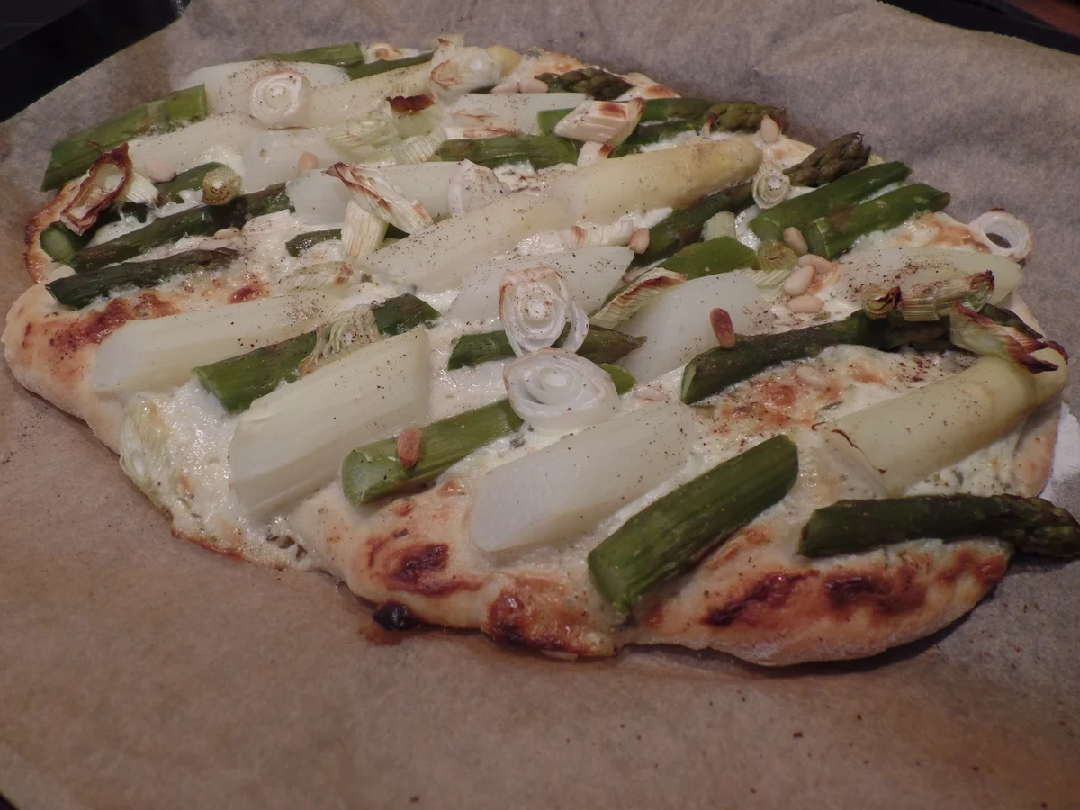 Spargel-Flammkuchen - Rezept - Bild Nr. 15789