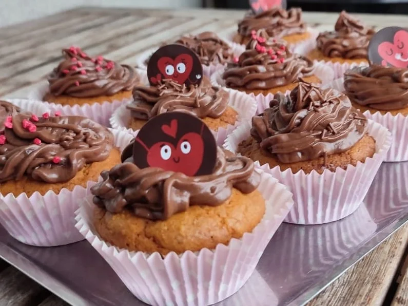 Rezept: BiNe` S VANILLE CUPCAKES Bild Nr. 4 BiNe` S VANILLE CUPCAKES - Rezept - Bild Nr. 4