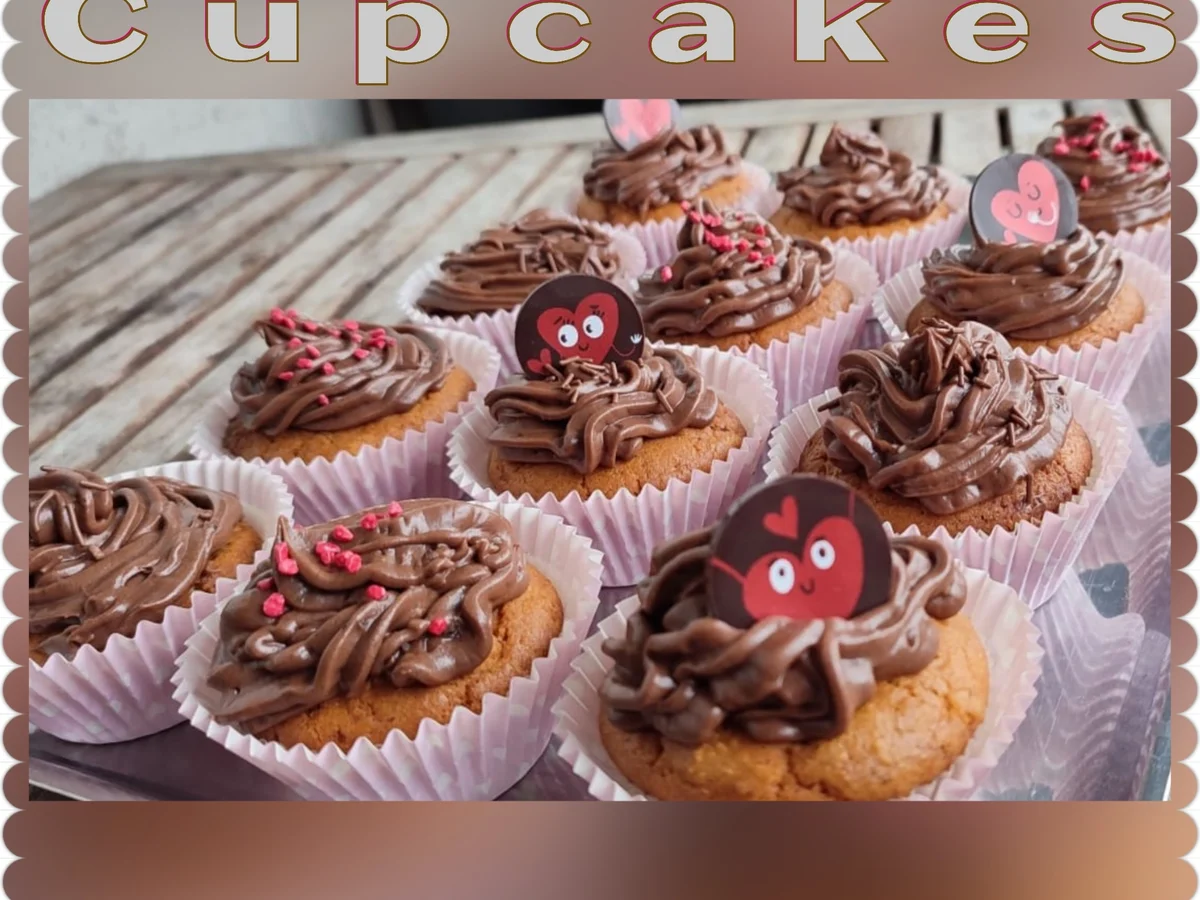 Rezept: BiNe` S VANILLE CUPCAKES Bild Nr. 5 BiNe` S VANILLE CUPCAKES - Rezept - Bild Nr. 5