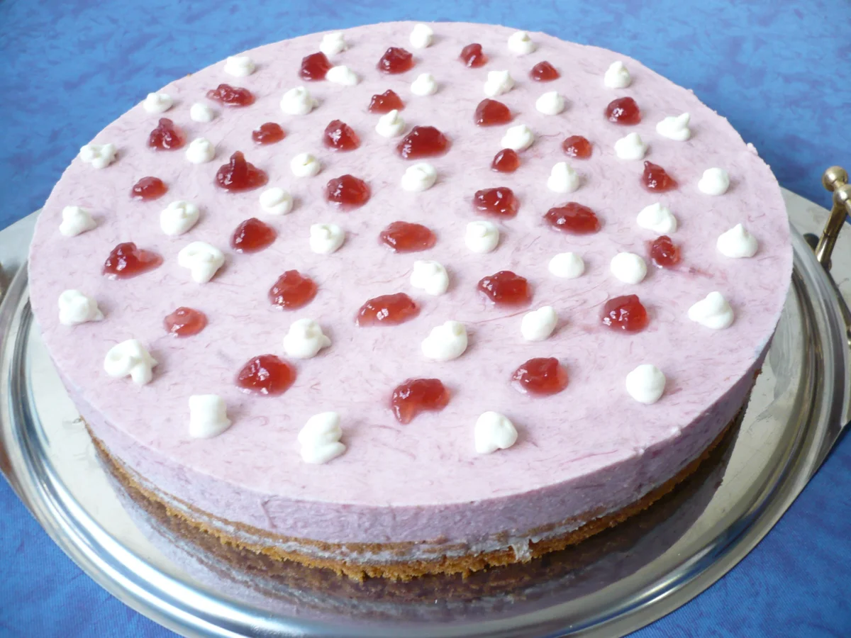 Rhabarber - Sahne - Torte - Rezept - Bild Nr. 2