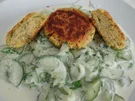 Falafel-Bratlinge auf Gurken-Salat - Rezept - Bild Nr. 15802