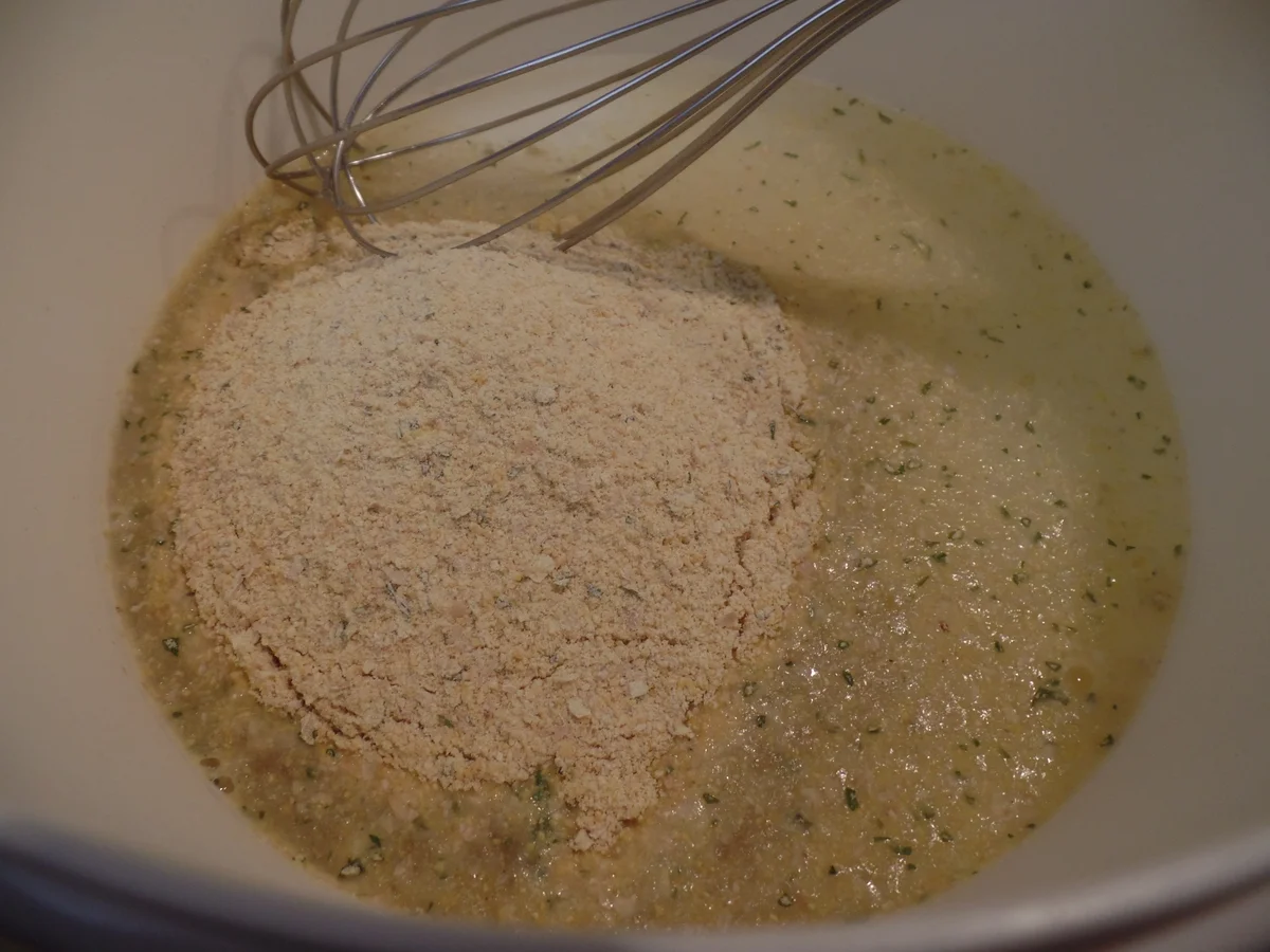 Falafel-Bratlinge auf Gurken-Salat - Rezept - Bild Nr. 15804