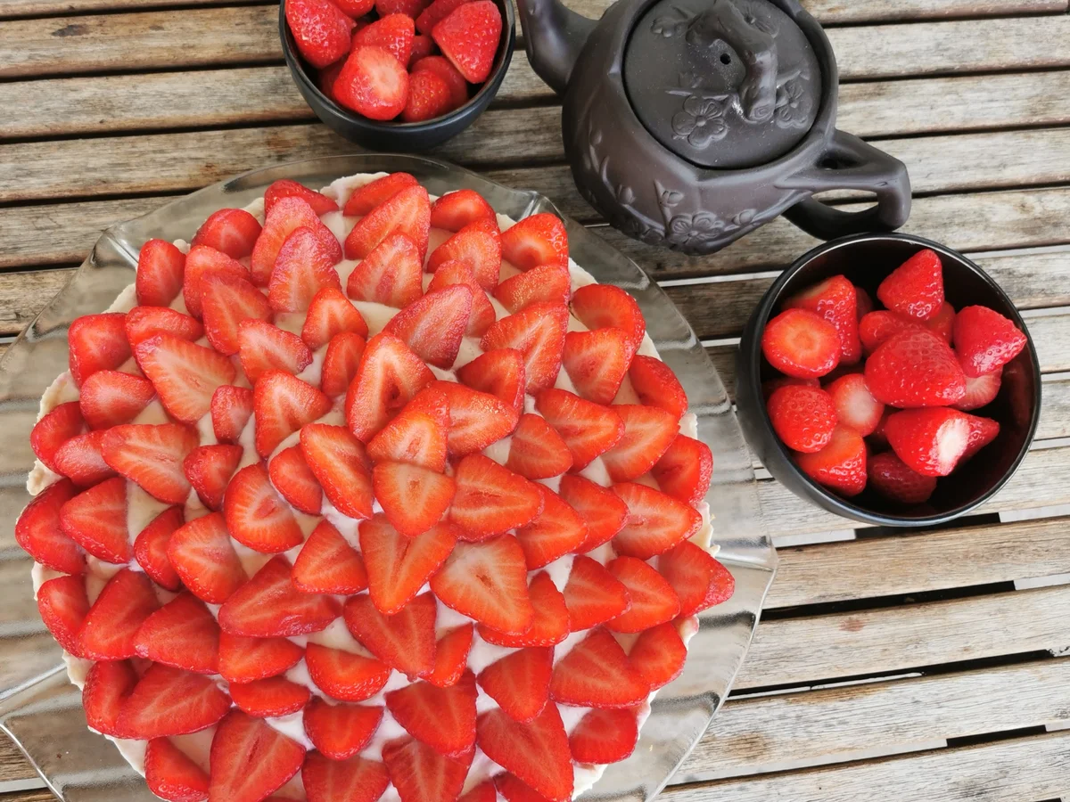 BiNe` S ERDBEER MASCARPONE TORTE - Rezept - Bild Nr. 2