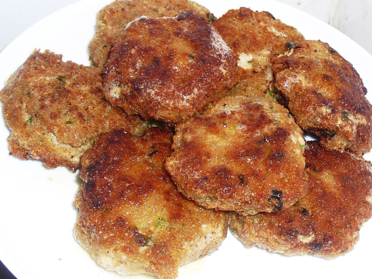 Rezept: Bouletten, Kartoffelsalat und Erdbeeren - zur kochbar Challenge Mai 2022 Bild Nr. 3 Bouletten, Kartoffelsalat und Erdbeeren - zur kochbar Challenge Mai 2022 - Rezept - Bild Nr. 3