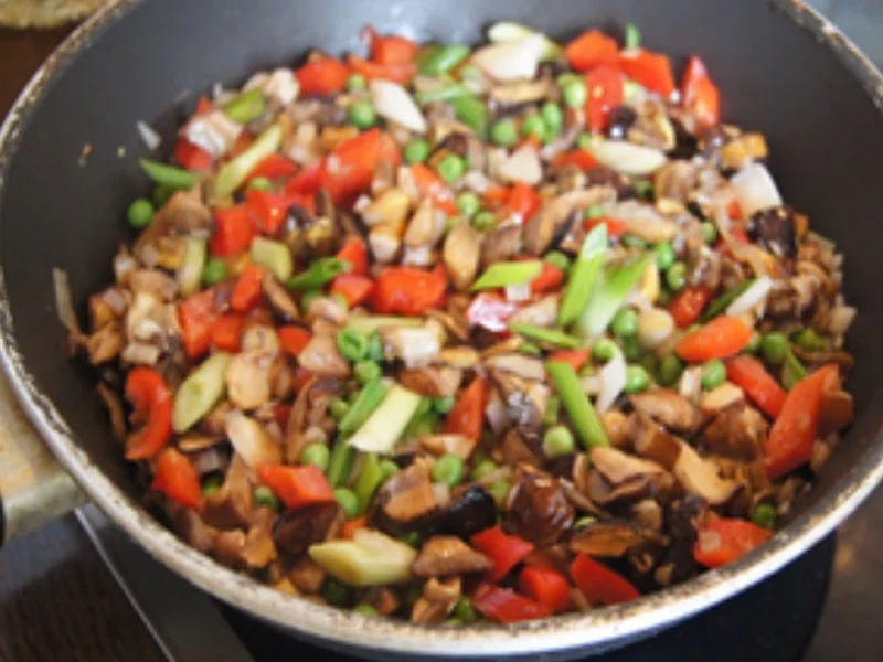 Nudel-Gemüse-Waldpilz-Pfanne - Rezept - Bild Nr. 8