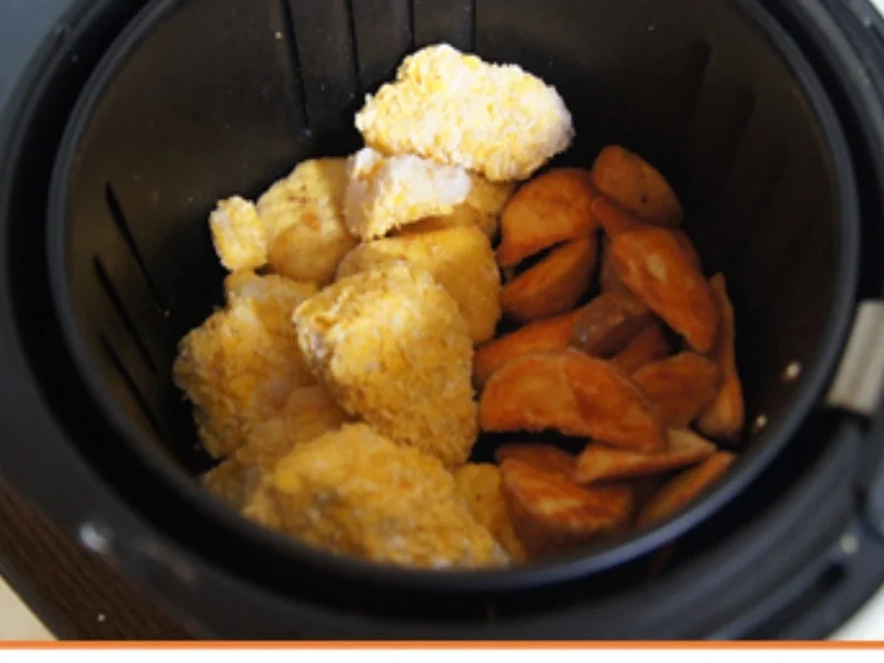 Spargel mit Joghurt-Chili-Sauce, Chicken Nuggets und Kartoffel Wedges - Rezept - Bild Nr. 8