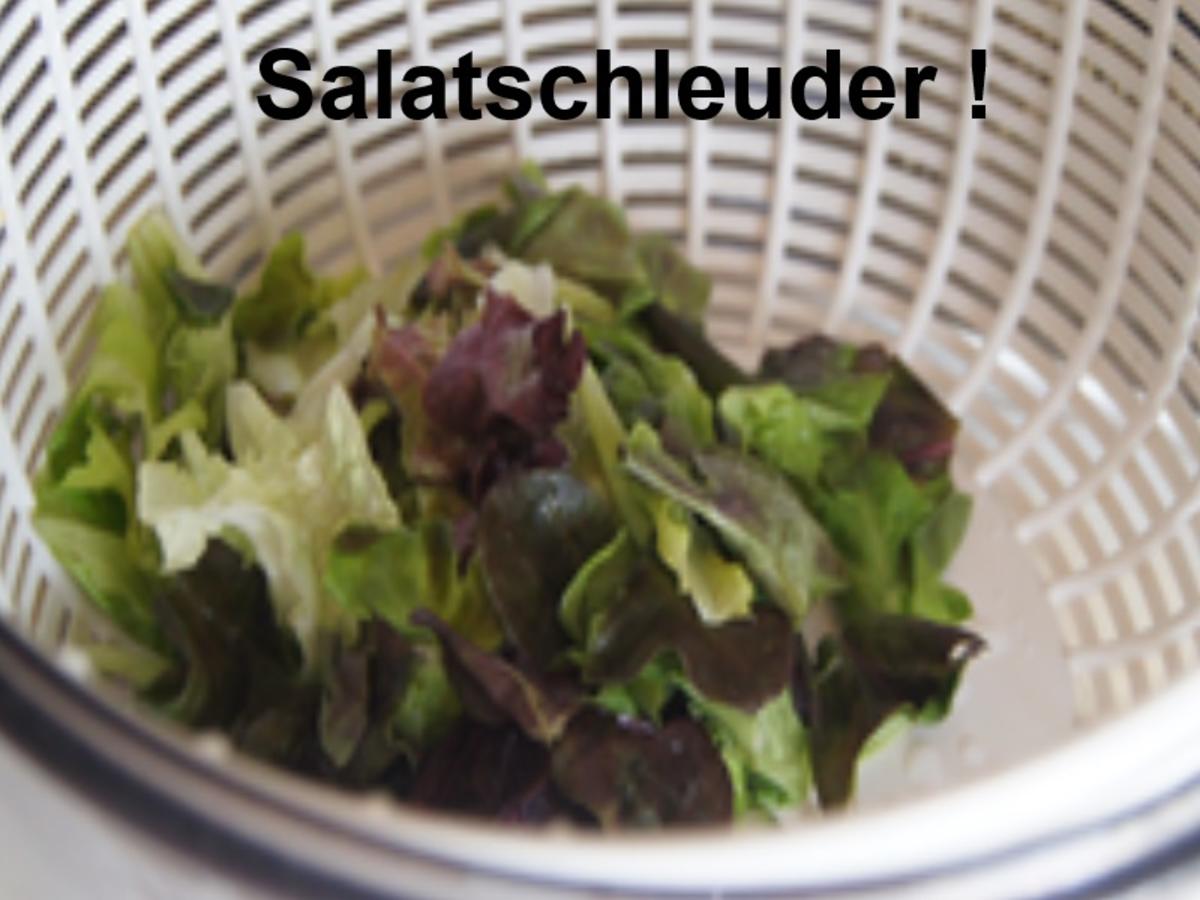 Sahne Herings Filets mit Pellkartoffeln und gemischten Blattsalat ...