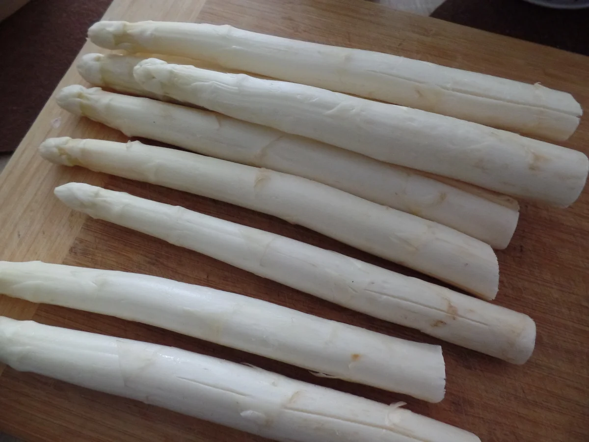 Rezept: Spargel und Kartoffeln im Dampfkörbchen Bild Nr. 15813 Spargel und Kartoffeln im Dampfkörbchen - Rezept - Bild Nr. 15813