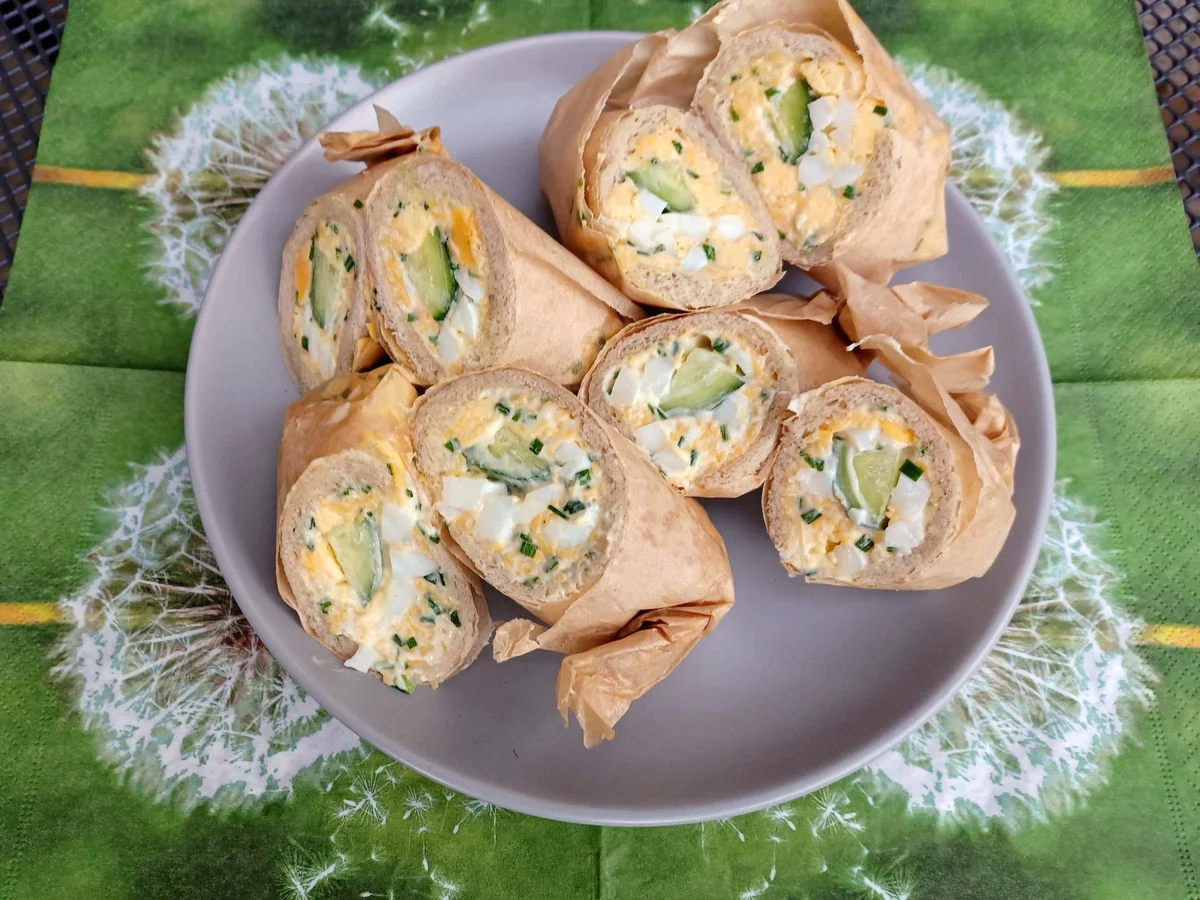 Sandwich-Rollen und Rhabarber-Tarte zur kochbar Challenge Mai 2022 - Rezept - Bild Nr. 15815