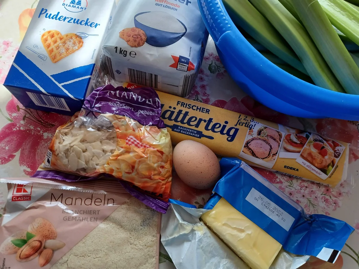 Sandwich-Rollen und Rhabarber-Tarte zur kochbar Challenge Mai 2022 - Rezept - Bild Nr. 15817