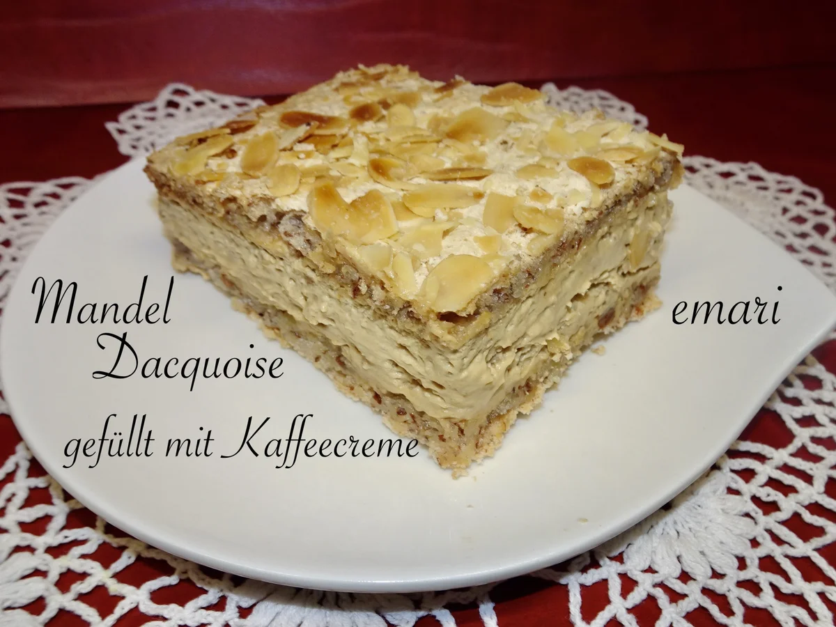Rezept: Mandel Dacquoise mit feiner Kaffeecreme gefüllt Bild Nr. 15834 Mandel Dacquoise mit feiner Kaffeecreme gefüllt - Rezept - Bild Nr. 15834